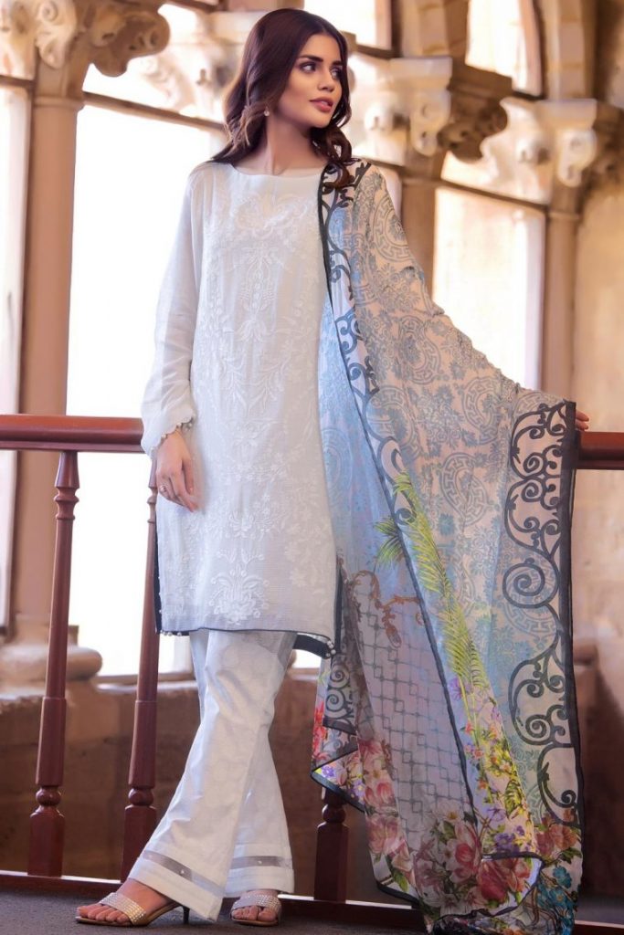 Ladies Pakistani Clothes