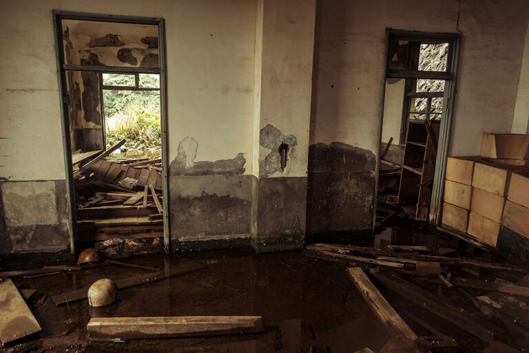Expert Water Damage Cleanup in Kansas City: Your Guide to Quick and Effective Restoration Water Damage Cleanup